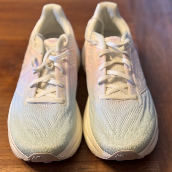 New Fresh Foam X 1080v13 Road-Running Shoes - Women's - Picture 2 of 10